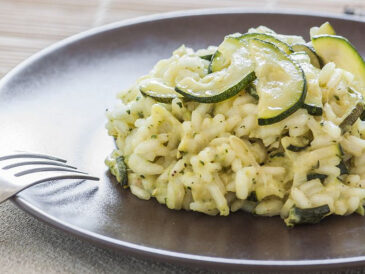 RISOTTO DE COURGETTES AU PARMESAN